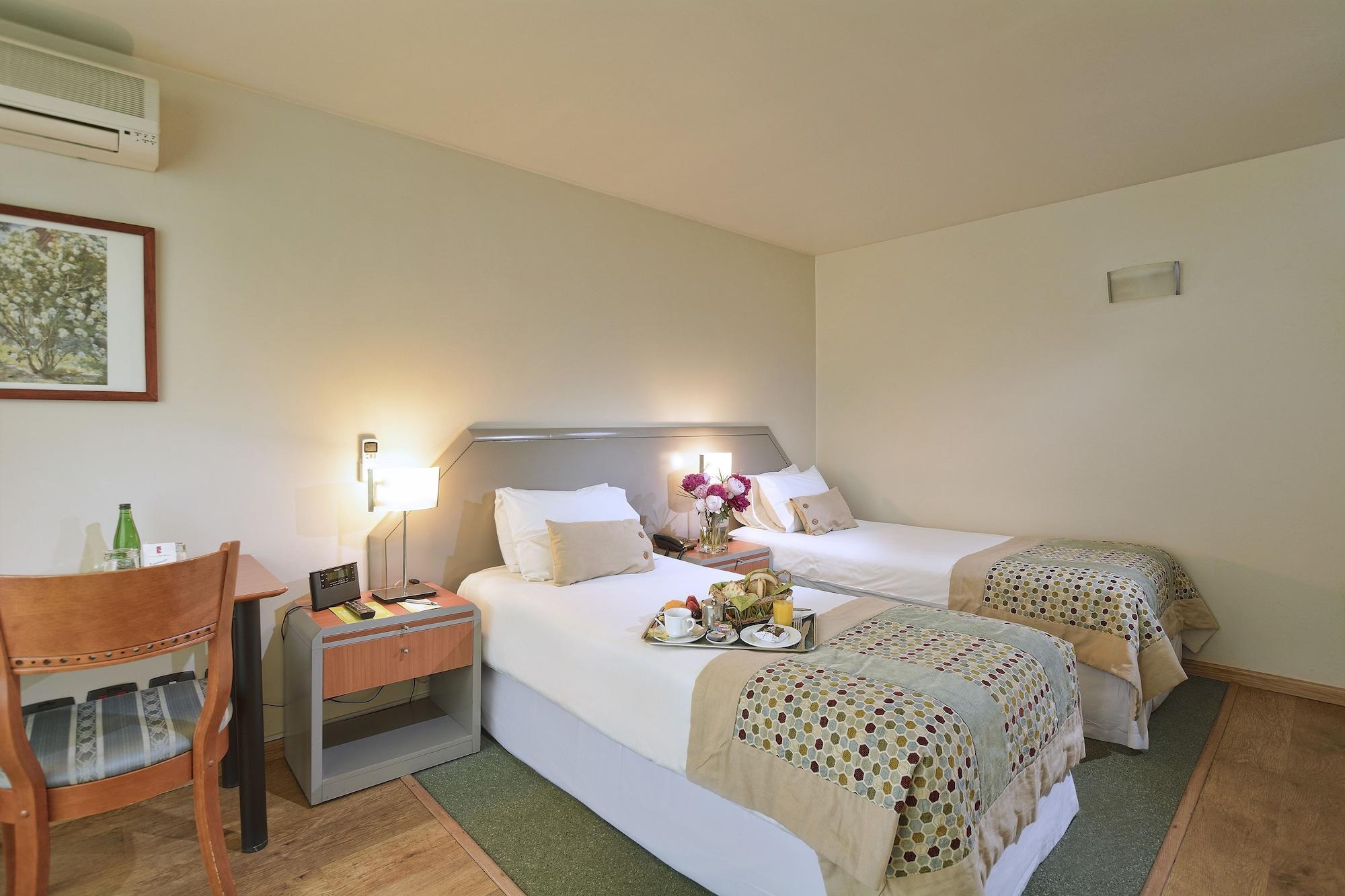 Hotel Eurotel El Bosque Сантьяго Экстерьер фото