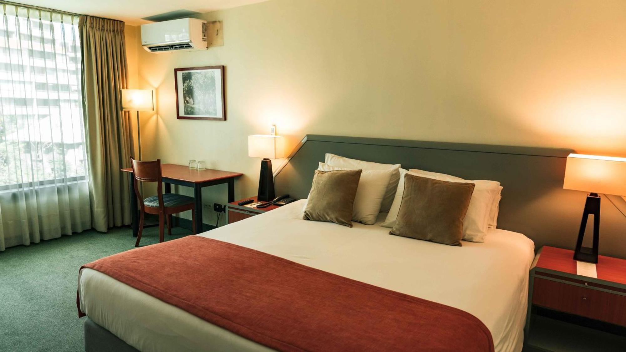 Hotel Eurotel El Bosque Сантьяго Экстерьер фото